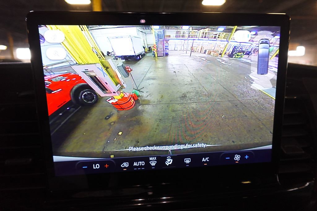 Used 2023 Ford Transit 350 XLT image 14