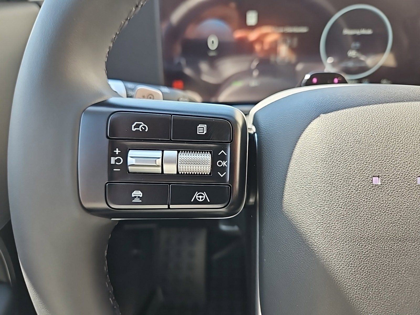 New 2026 Hyundai Ioniq 9 SEL image 12