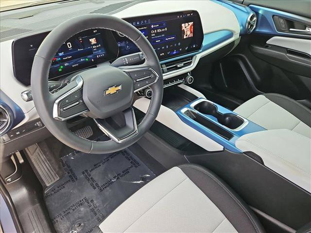 Used 2024 Chevrolet Equinox EV LT FWD image 13