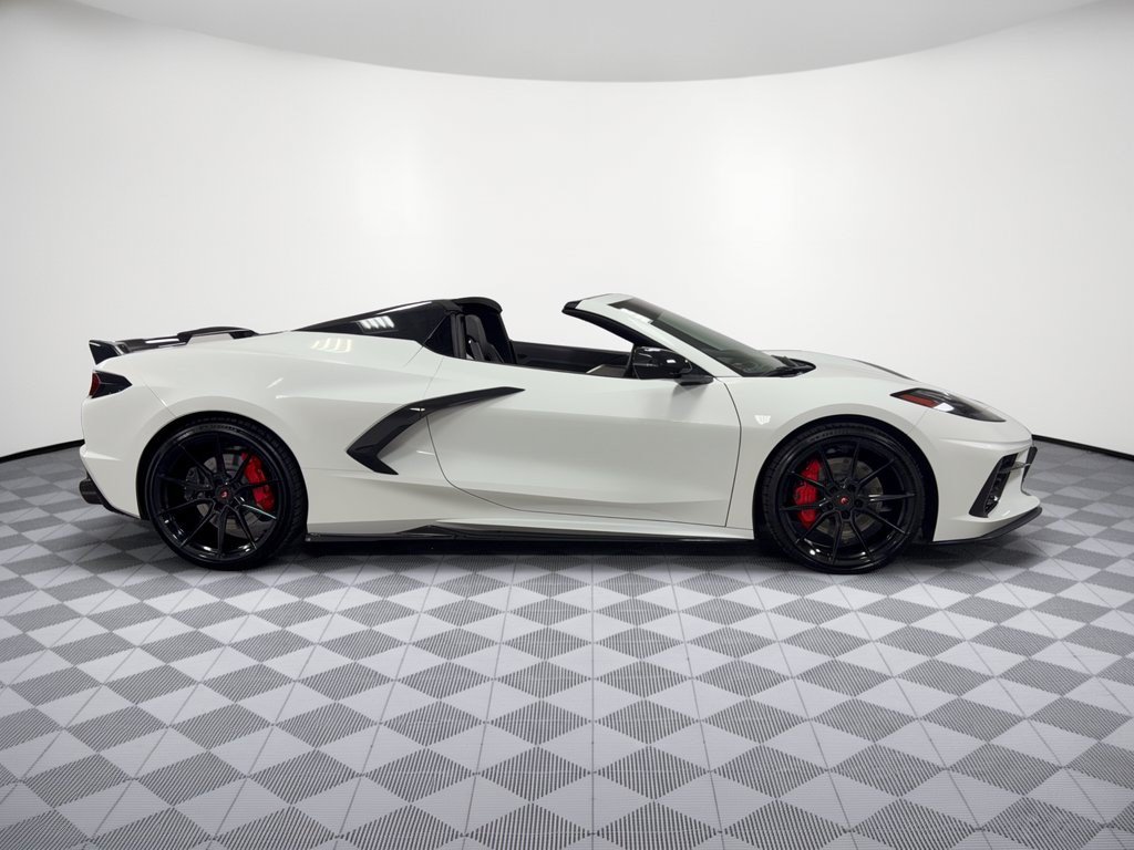 Used 2023 Chevrolet Corvette Stingray Preferred Conv w/ Z51 Performance Package RWD image 8