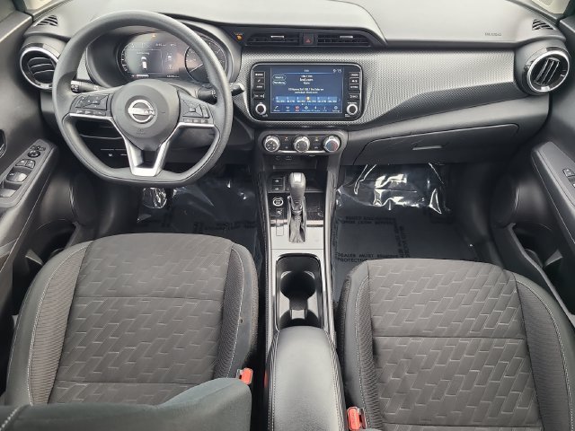 Used 2024 Nissan Kicks SV FWD image 13