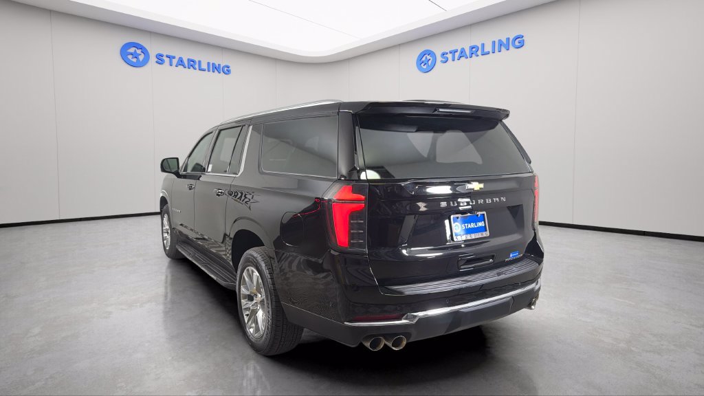 Used 2026 Chevrolet Suburban Premier AWD/4WD image 6