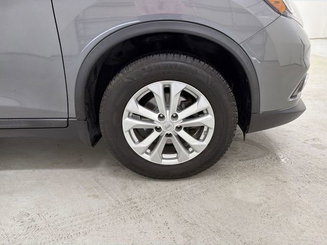 Used 2015 Nissan Rogue SV image 14