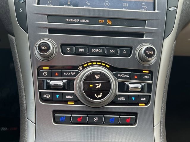 Used 2019 Lincoln MKZ Reserve FWD image 30