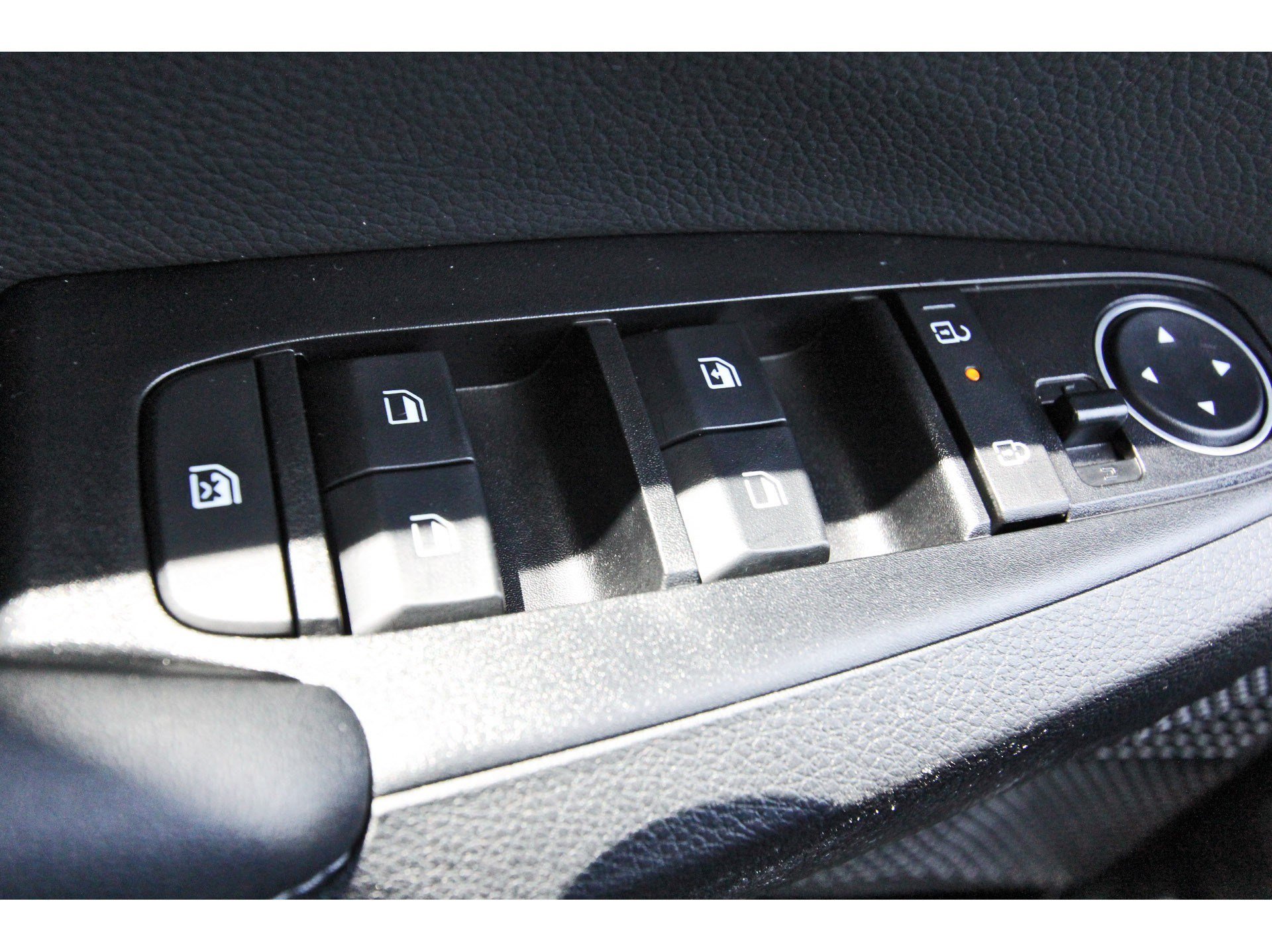 Certified 2024 Kia Seltos S FWD image 22