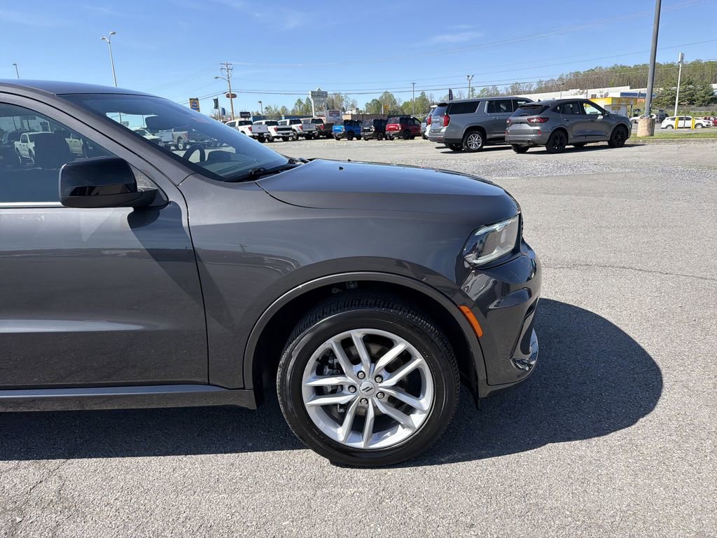Used 2025 Dodge Durango GT AWD/4WD image 4