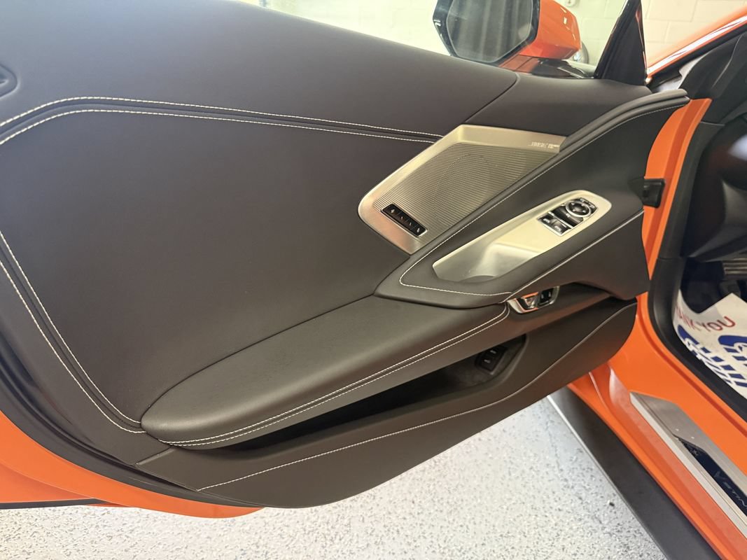 Used 2022 Chevrolet Corvette Stingray Preferred Cpe w/ Z51 Performance Package RWD image 11