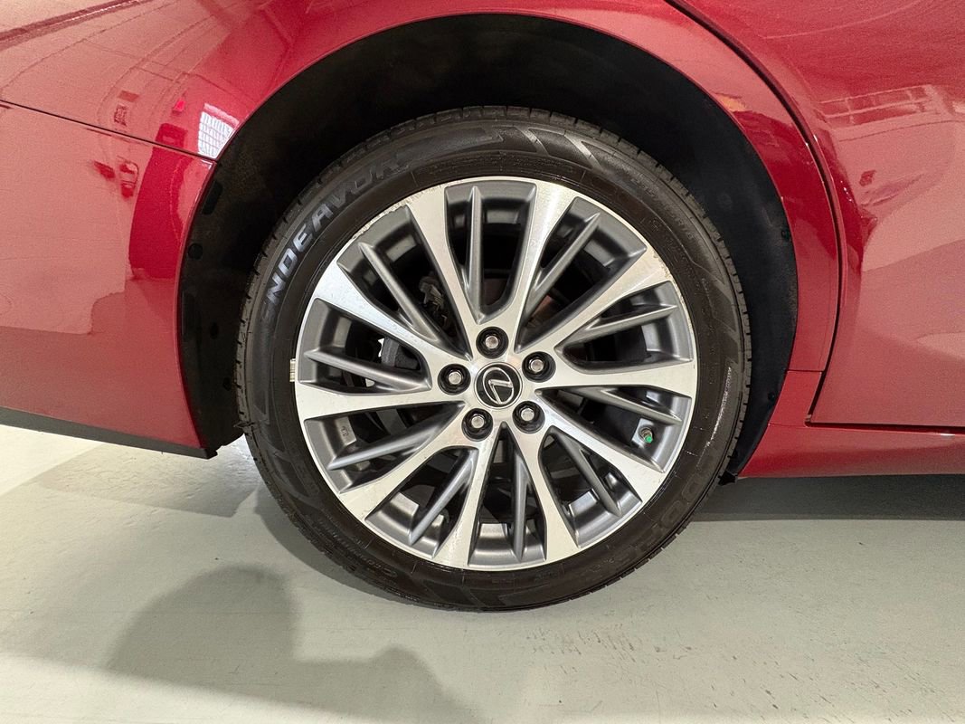 Used 2019 Lexus ES 350 w/ Premium Package FWD image 59