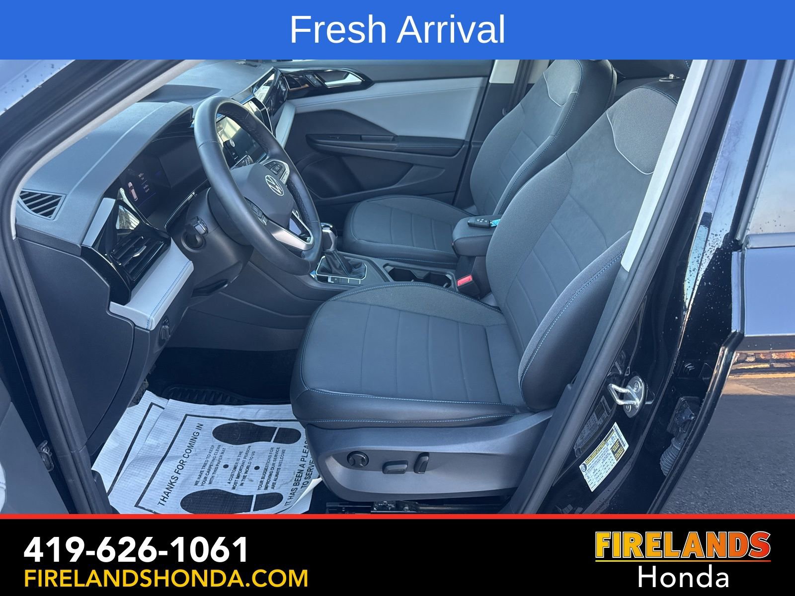 Used 2024 Volkswagen Taos SE image 12