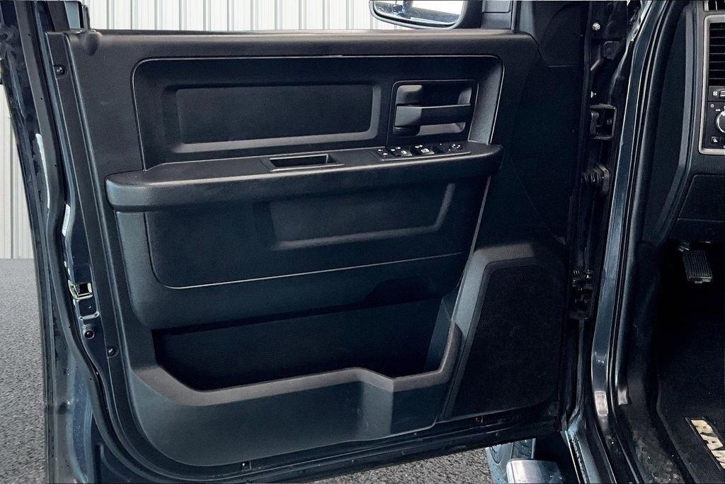 Used 2018 RAM 1500 Tradesman AWD/4WD image 19