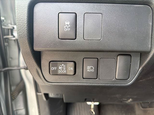 Certified 2023 Toyota Tacoma SR AWD/4WD image 6