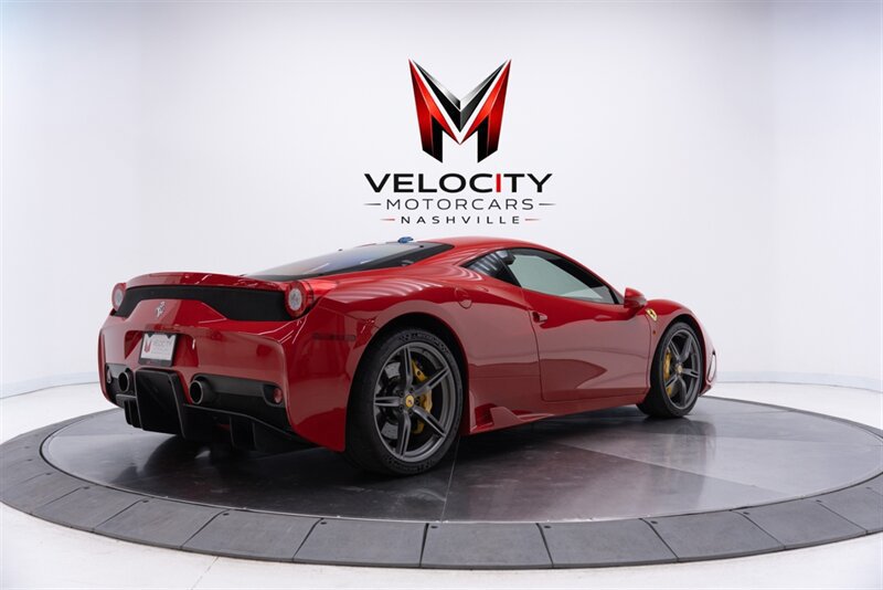 Used 2015 Ferrari 458 Speciale Coupe RWD image 6