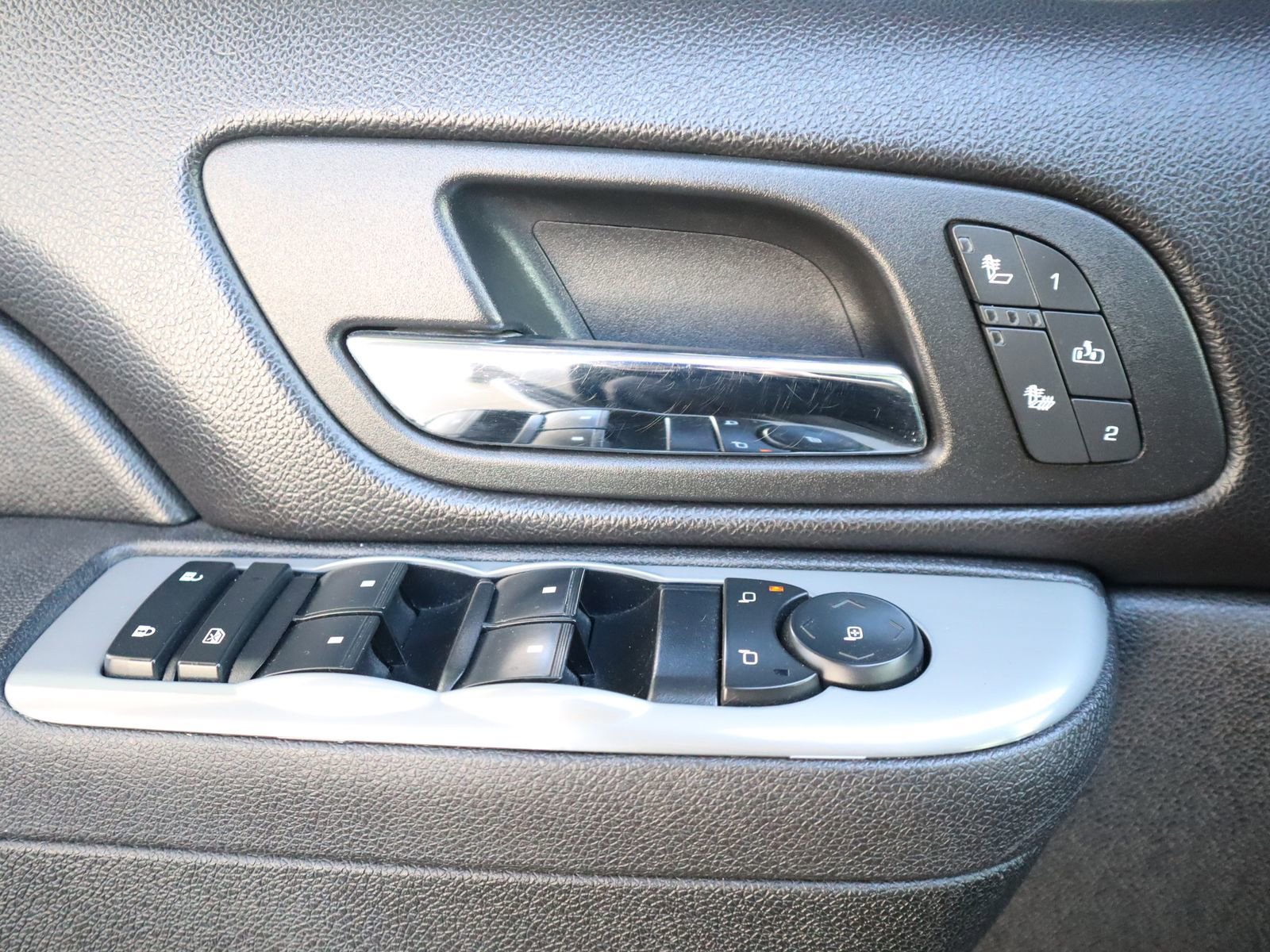 Used 2012 Chevrolet Silverado 2500 LTZ w/ LTZ Plus Package AWD/4WD image 43