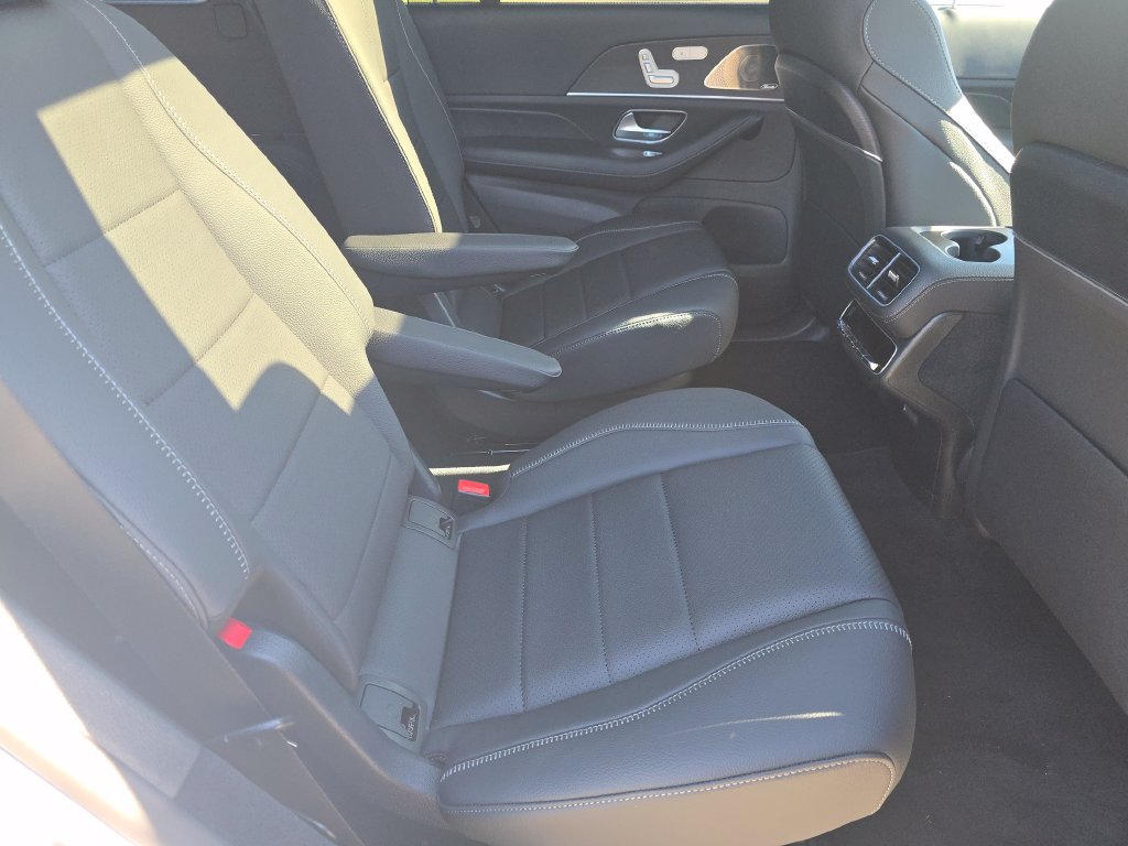 New 2027 Mercedes-Benz GLS 450 4MATIC image 21