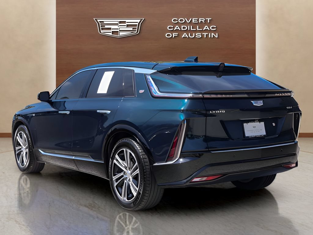 Certified 2024 Cadillac Lyriq Luxury w/ LPO, Floor Liner Package RWD image 3