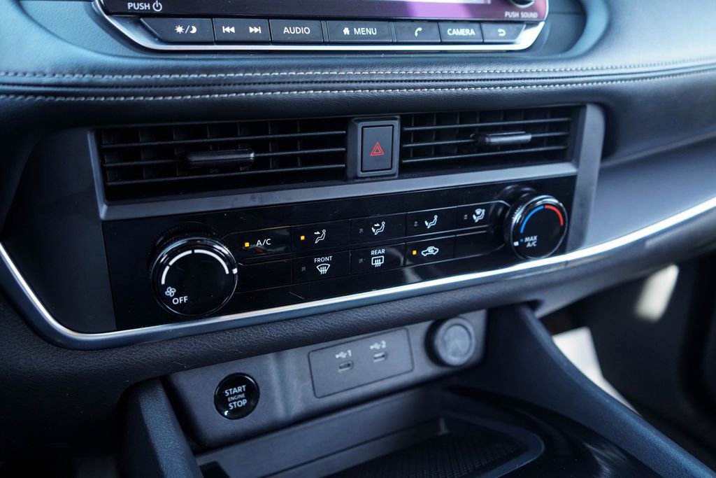 Used 2025 Nissan Rogue S image 20