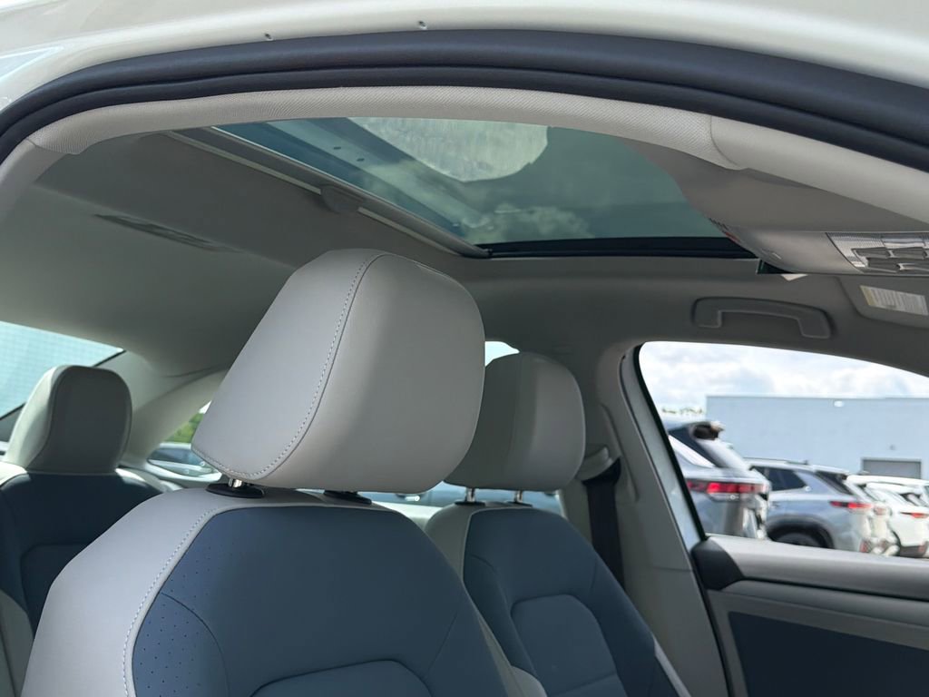 New 2026 Volkswagen Jetta SE FWD image 6