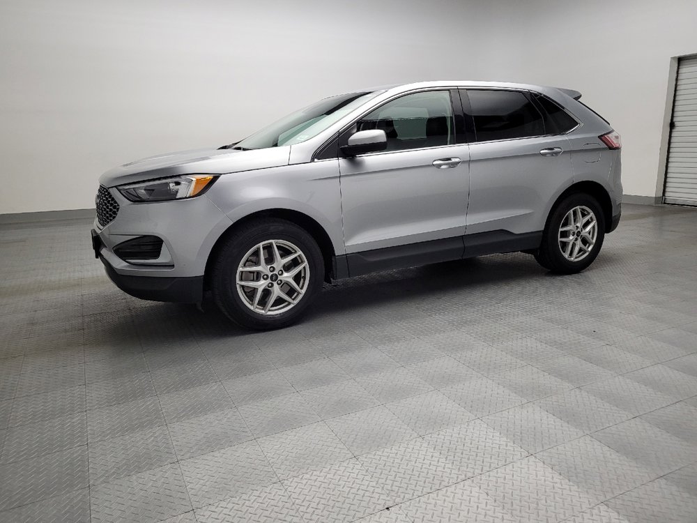 Used 2023 Ford Edge SEL image 2