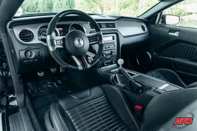 Used 2013 Ford Mustang Shelby GT500 RWD image 2