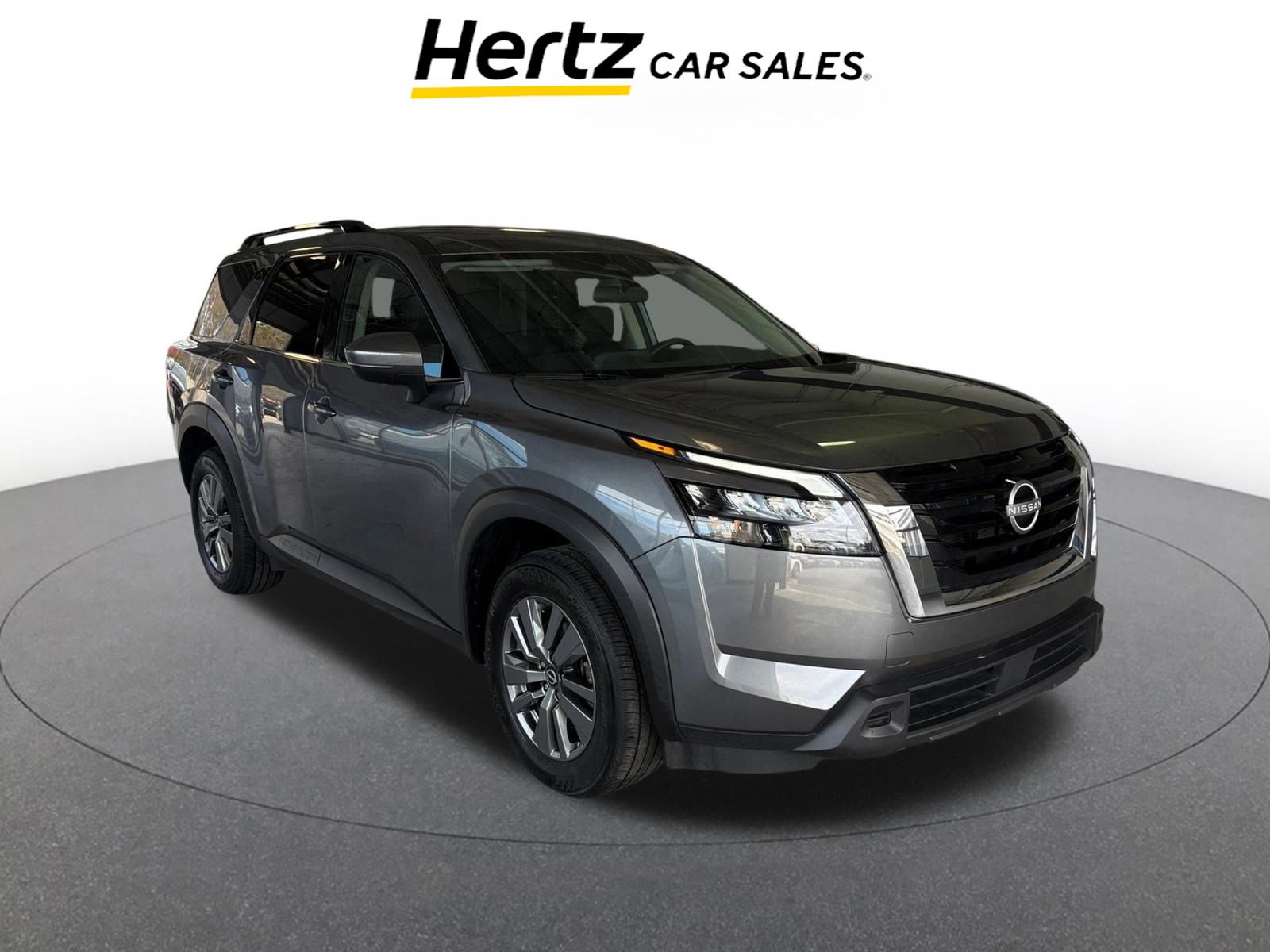 Used 2025 Nissan Pathfinder SV image 1