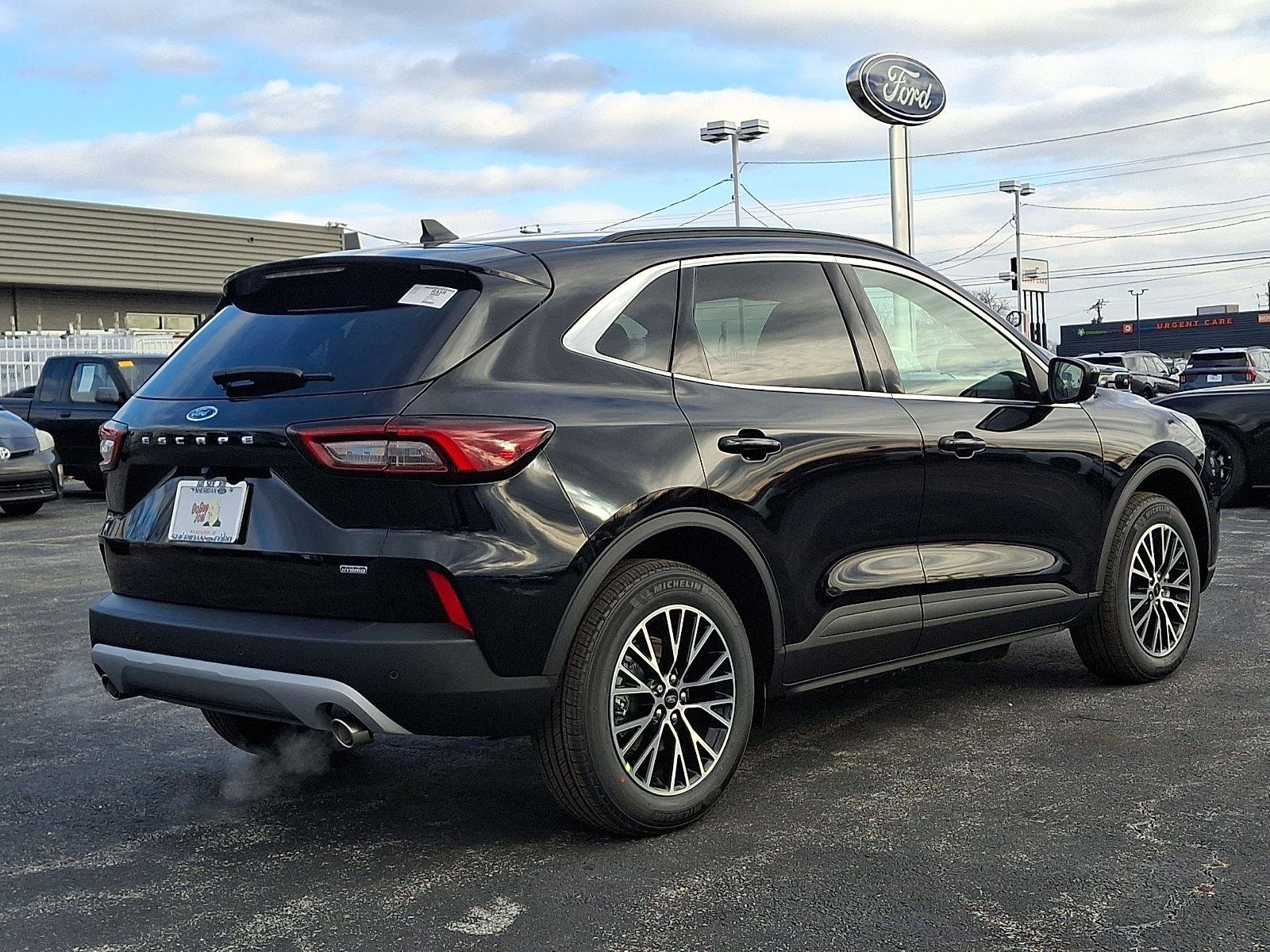 New 2026 Ford Escape SE image 4