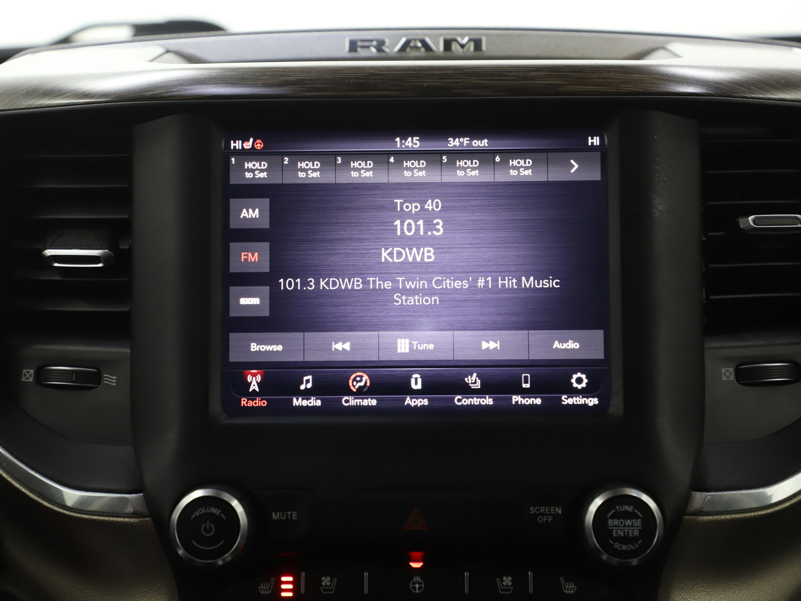 Used 2019 RAM 1500 Laramie image 15