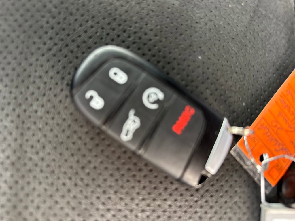 Certified 2020 Jeep Grand Cherokee Altitude image 44