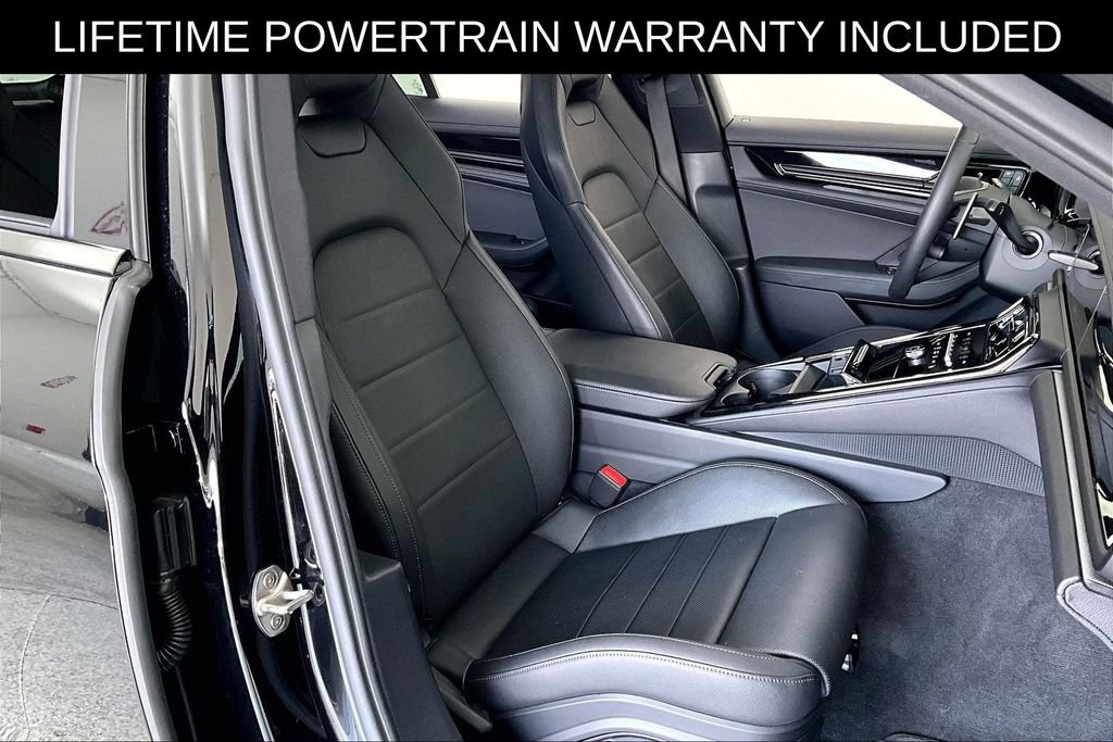 Used 2025 Porsche Panamera 4 w/ Premium Package AWD/4WD image 9