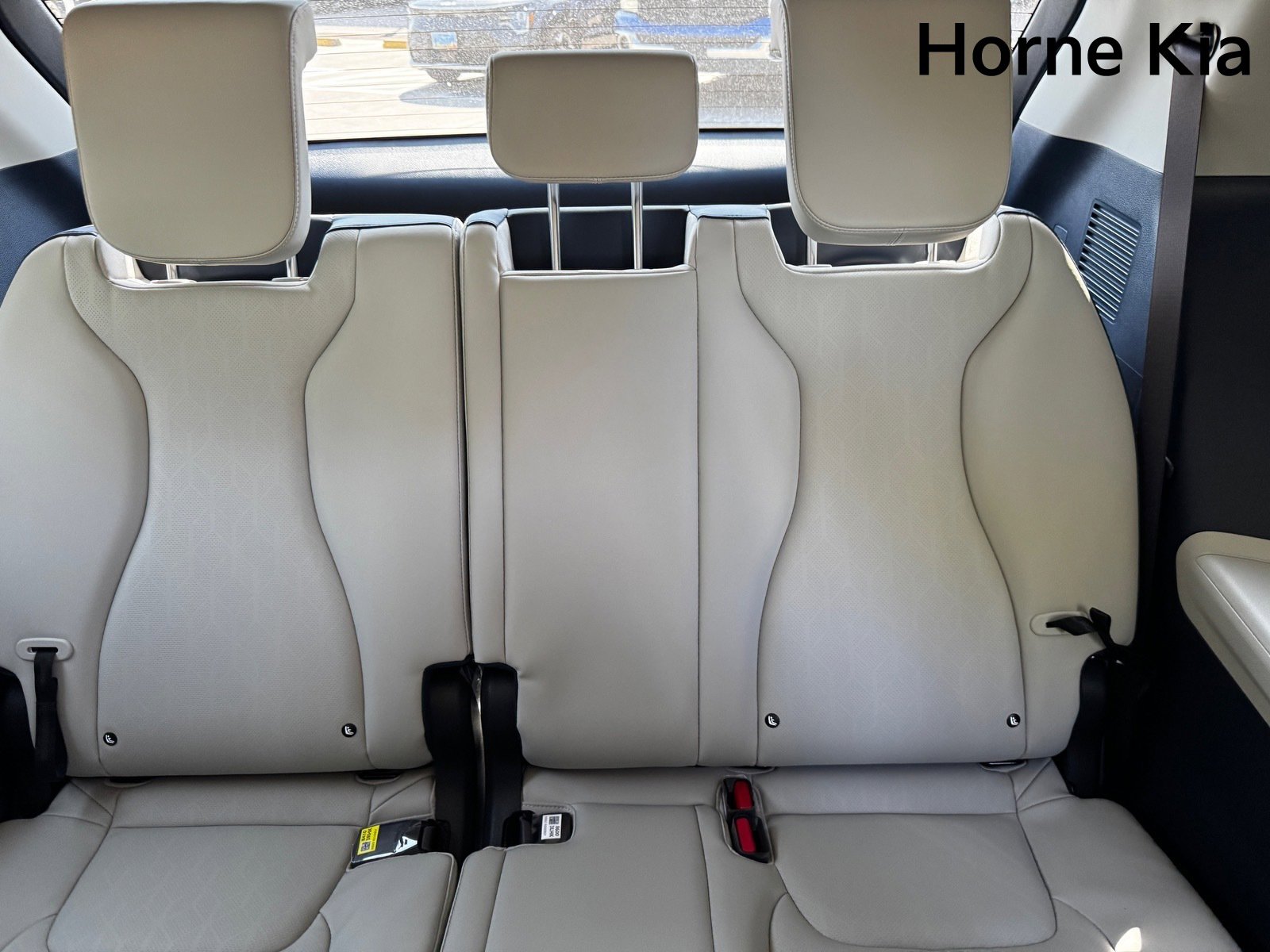 New 2026 Kia Carnival EX image 12