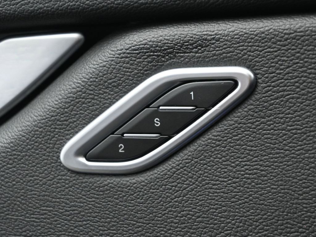 Used 2022 Maserati Levante Modena image 47