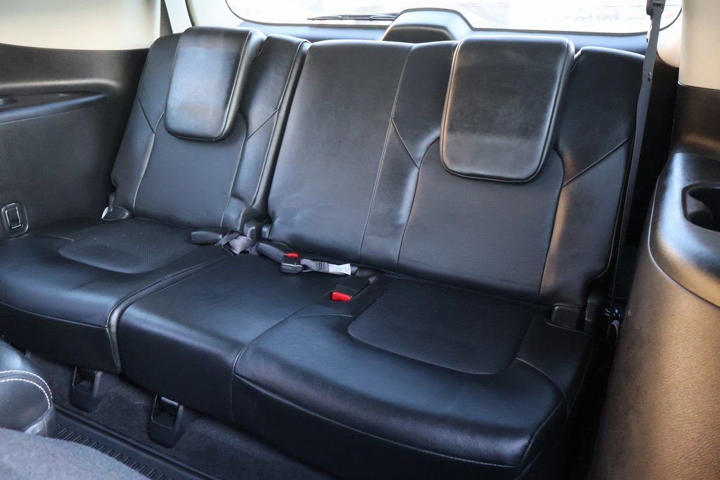 Used 2020 Nissan Armada Platinum w/ Captain's Chairs Package image 14