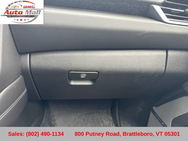 Certified 2025 GMC Yukon AT4 Ultimate AWD/4WD image 19