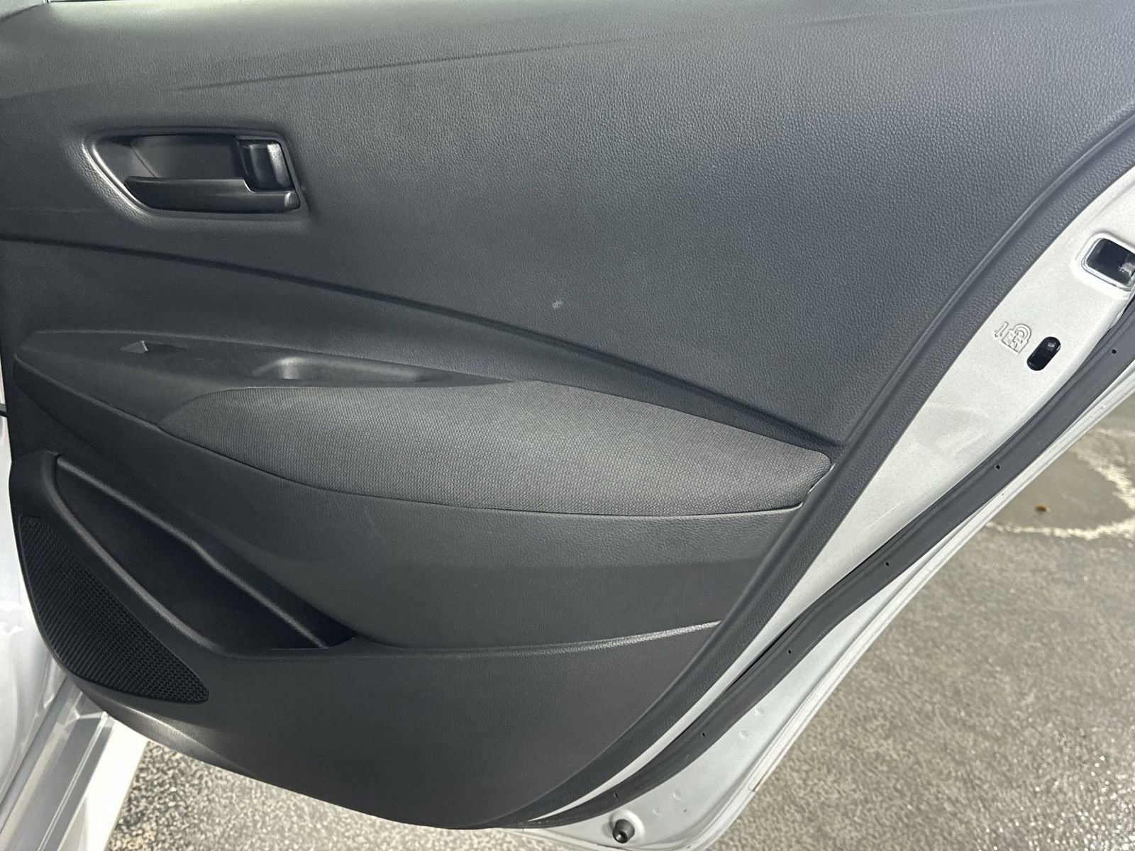 Used 2023 Toyota Corolla LE image 34