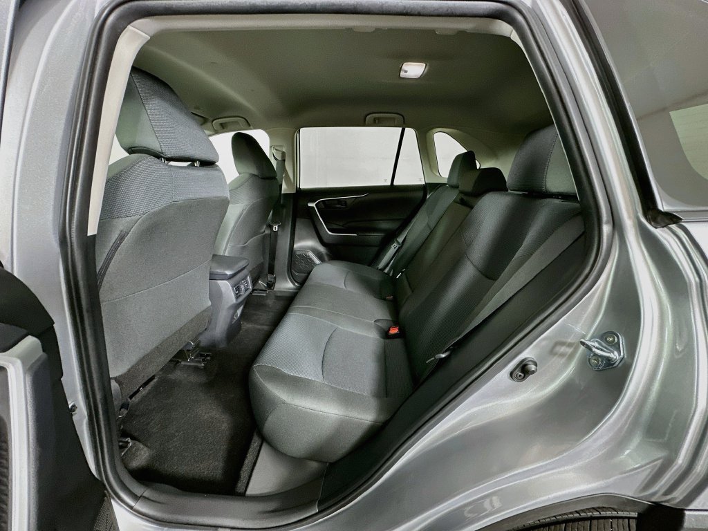 Used 2025 Toyota RAV4 LE AWD/4WD image 23
