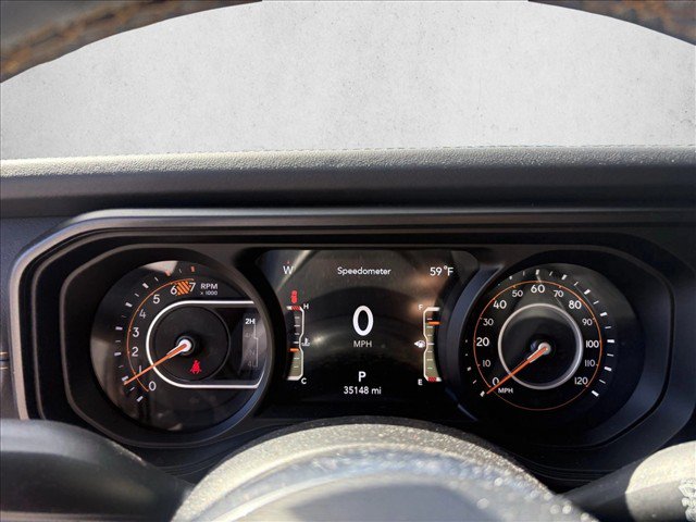 Used 2024 Jeep Wrangler Unlimited Sahara w/ Technology Group AWD/4WD image 13