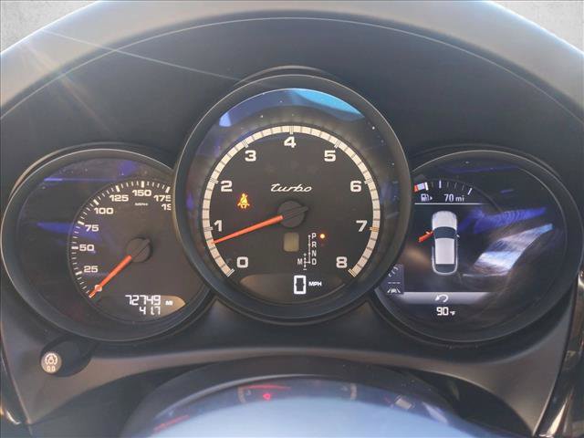 Used 2018 Porsche Macan Turbo AWD/4WD image 11