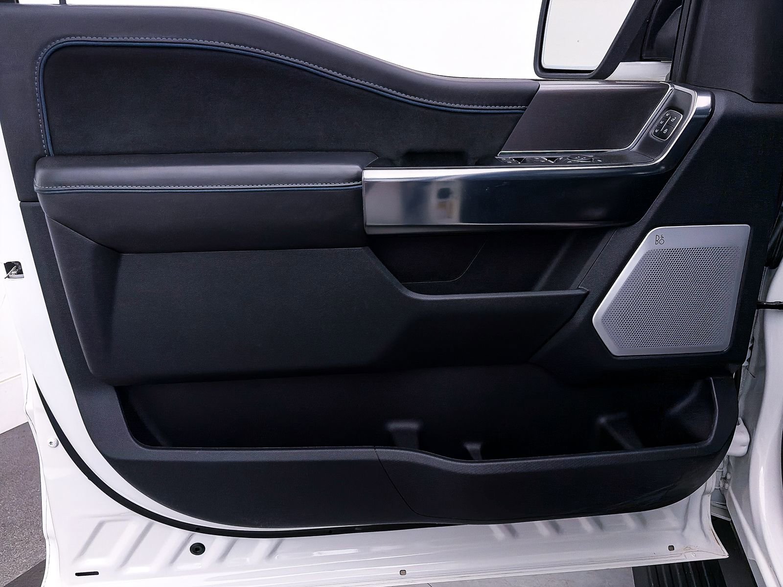 Used 2025 Ford F150 Platinum w/ FX4 Off-Road Package image 20