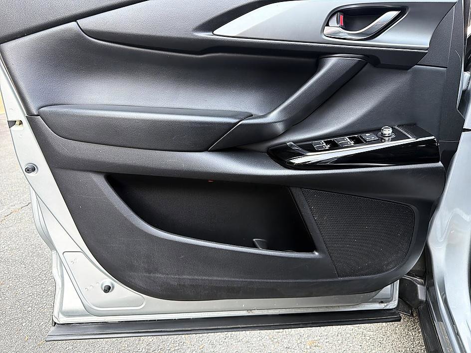 Used 2023 MAZDA CX-9 Touring Plus image 9