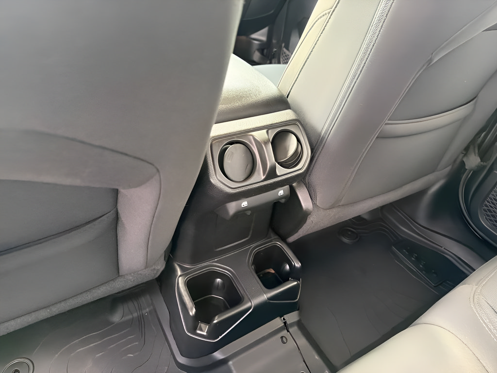 Used 2021 Jeep Gladiator Sport AWD/4WD image 35