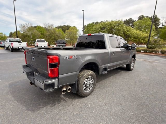 Used 2023 Ford F350 Lariat image 16