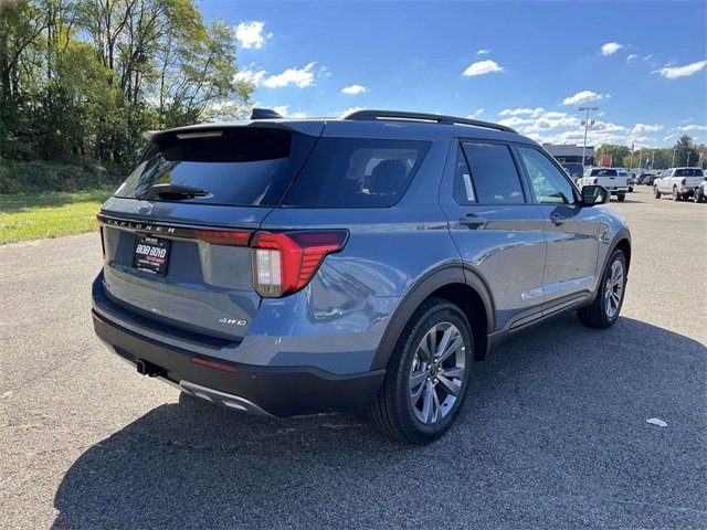 New 2026 Ford Explorer Active image 8