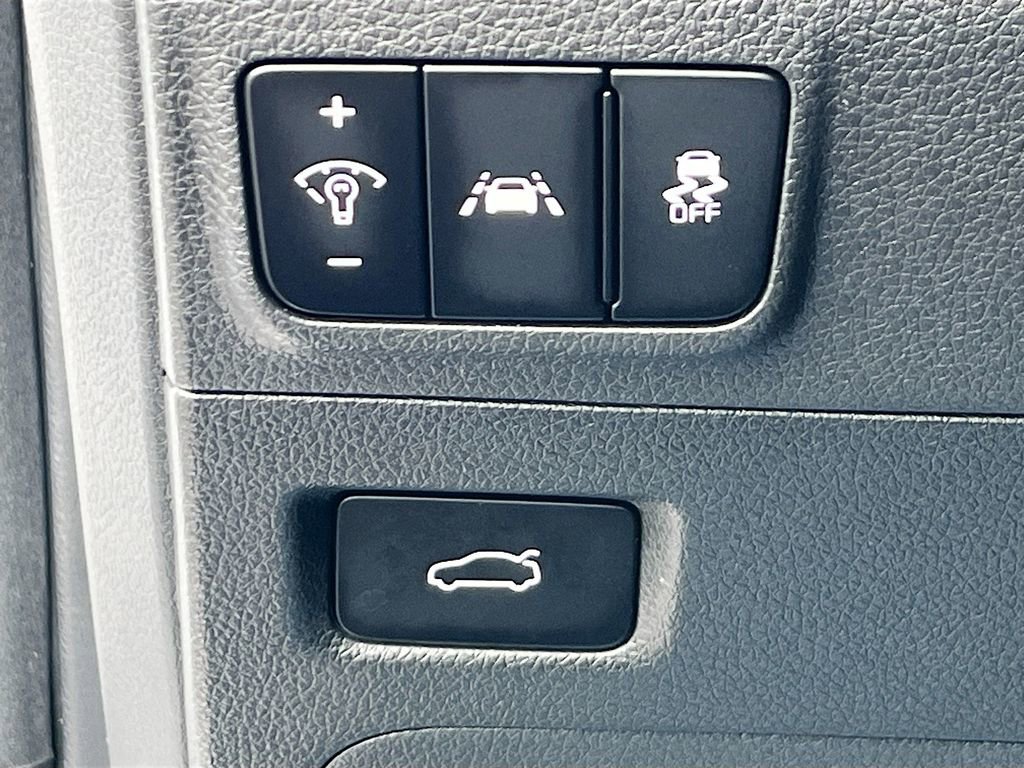 Certified 2022 Kia K5 LXS AWD/4WD image 20
