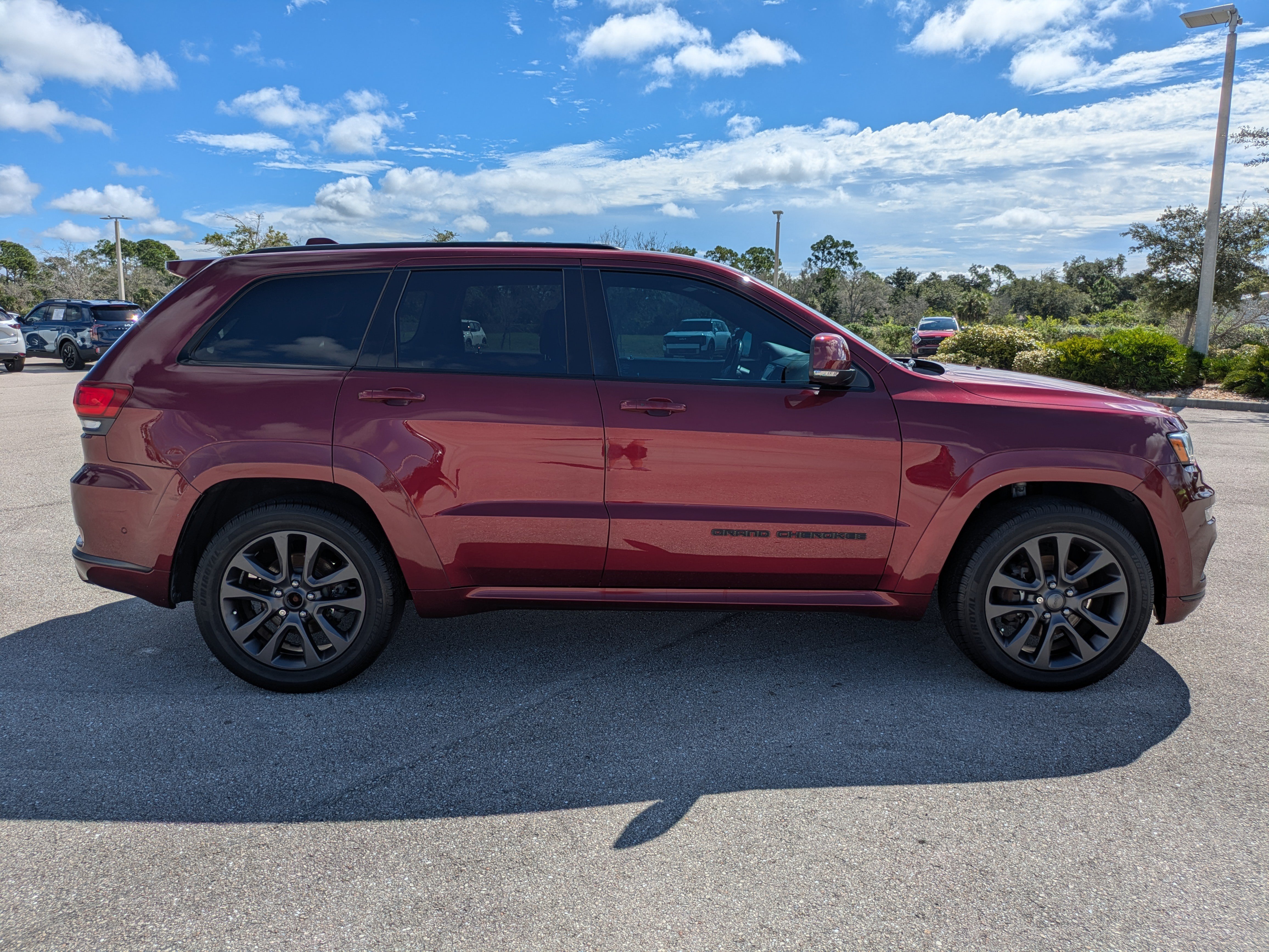 Used 2019 Jeep Grand Cherokee High Altitude RWD image 3