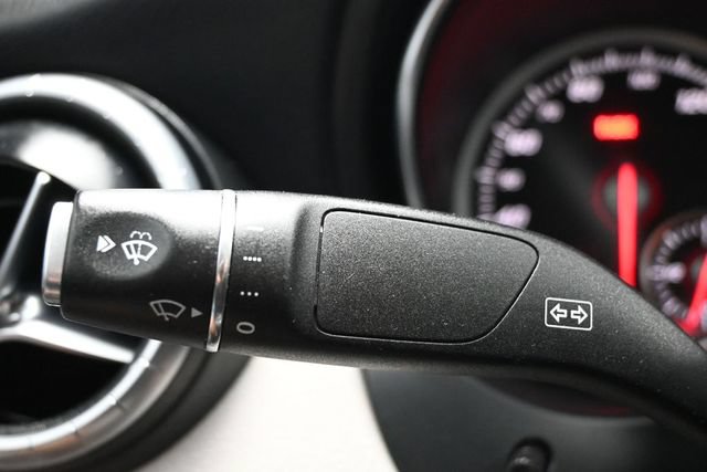 Used 2019 Mercedes-Benz CLA 250 4MATIC image 22