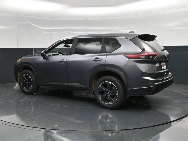 Used 2025 Nissan Rogue SV AWD/4WD image 7