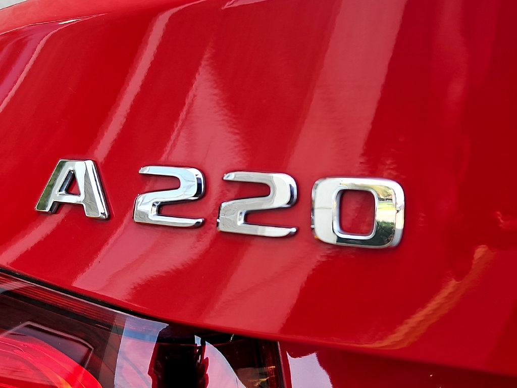 Used 2019 Mercedes-Benz A 220 4MATIC image 33