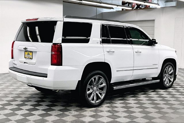 Used 2019 Chevrolet Tahoe LT w/ LT Signature Package AWD/4WD image 13