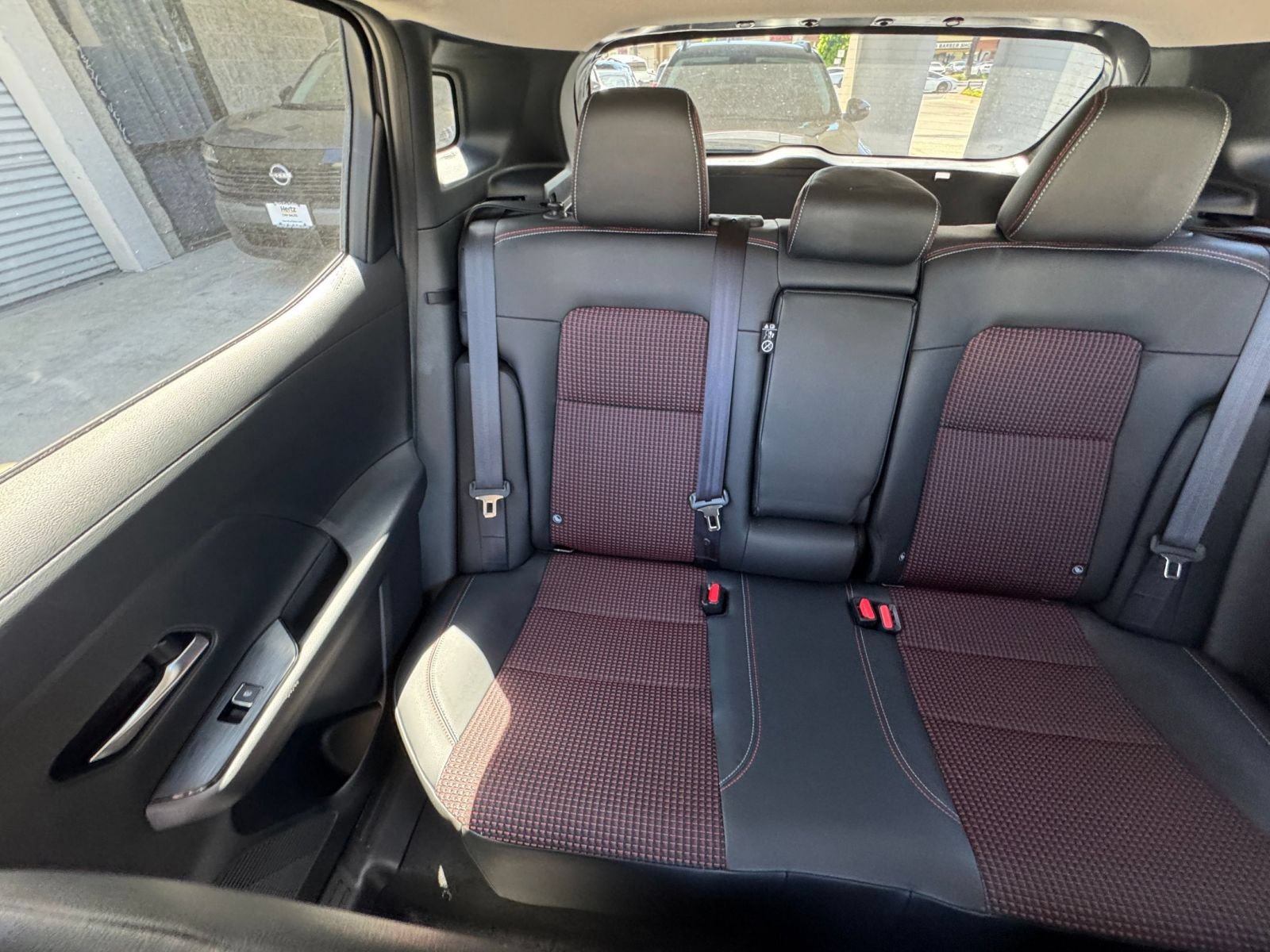 Used 2026 Nissan Kicks SR AWD/4WD image 38