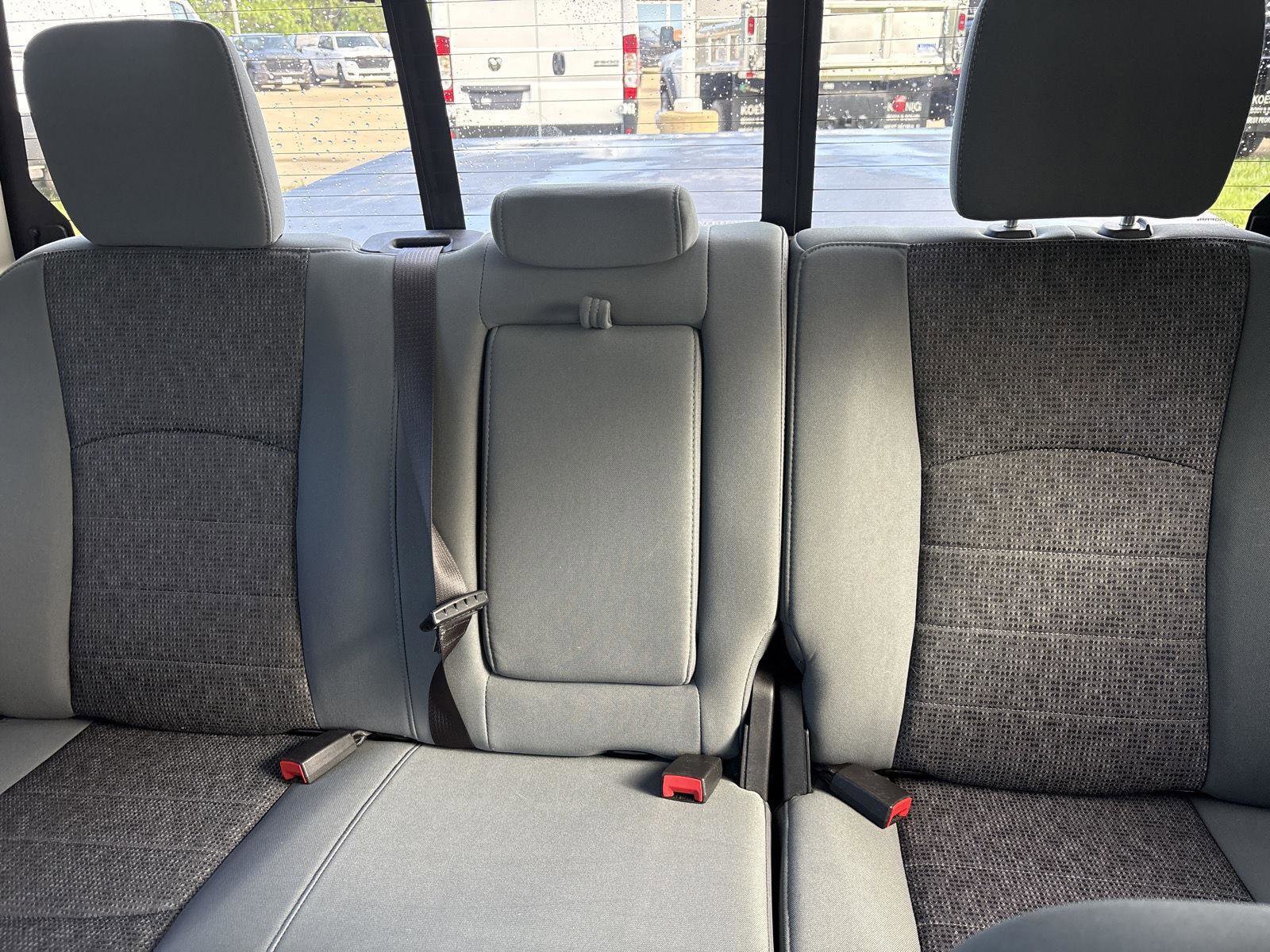 Used 2018 RAM 1500 Big Horn AWD/4WD image 30
