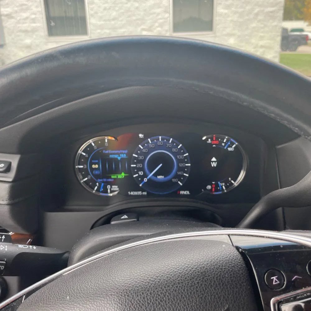 Used 2017 Cadillac Escalade ESV Premium Luxury AWD/4WD image 28